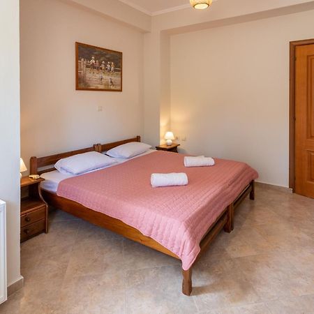 Blue Panorama Villas Janúdi Szoba fotó